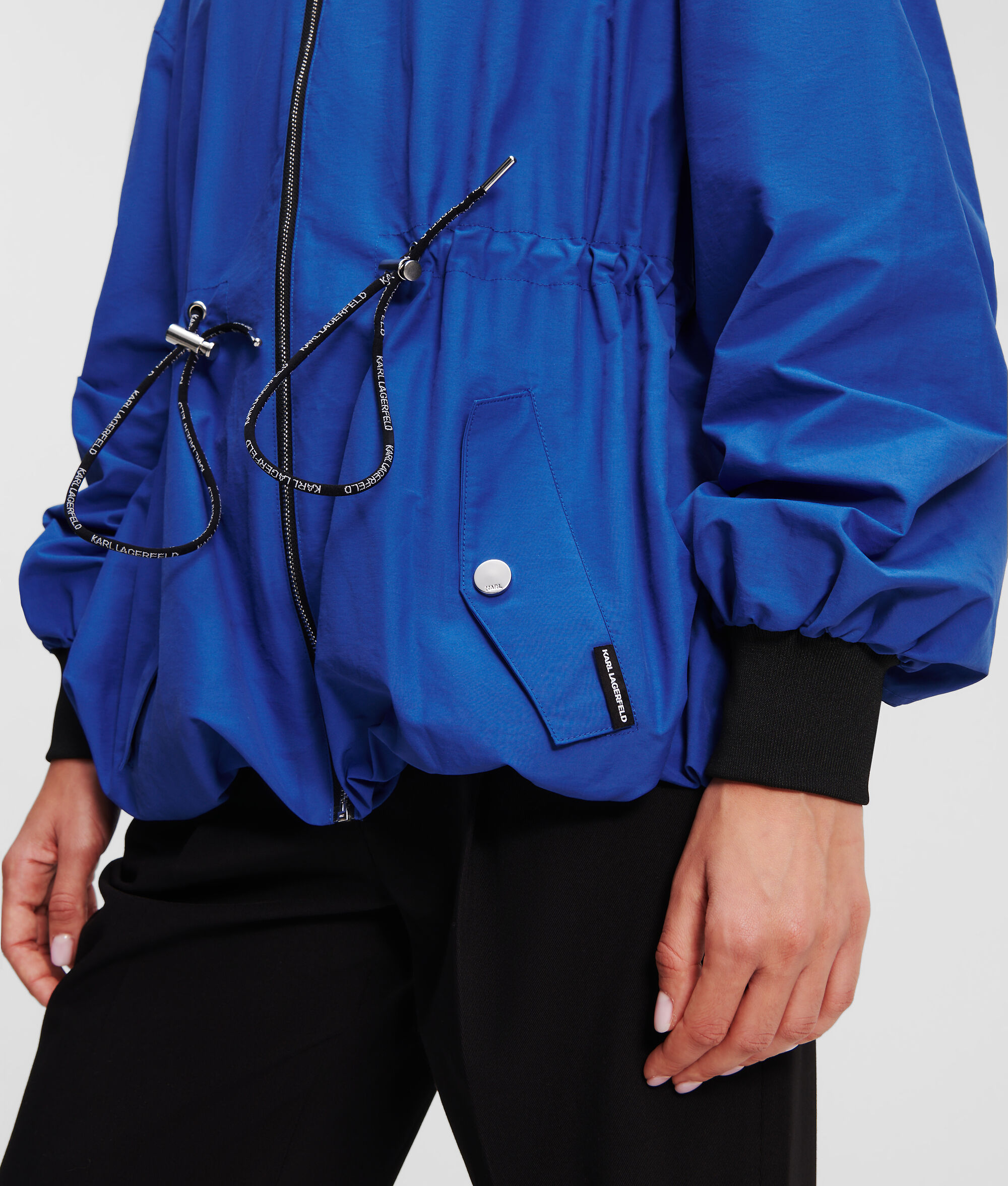 (image for) Energy-Efficient Nipped-in Bomber Jacket